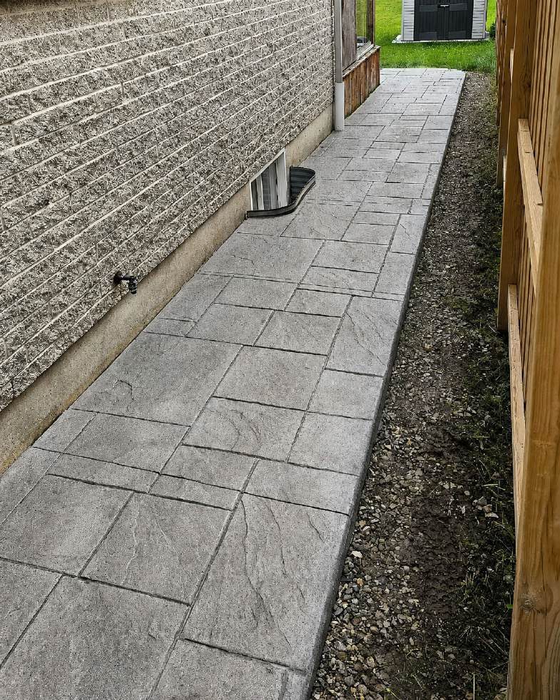 Large ashlar stamped concrete walkway